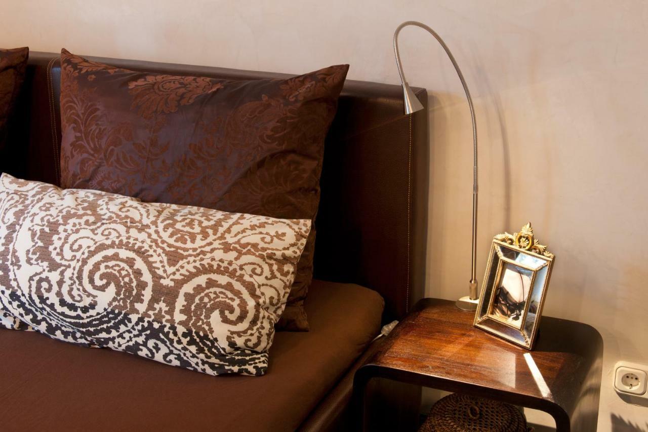 Lion Homestay Мюнхен Экстерьер фото